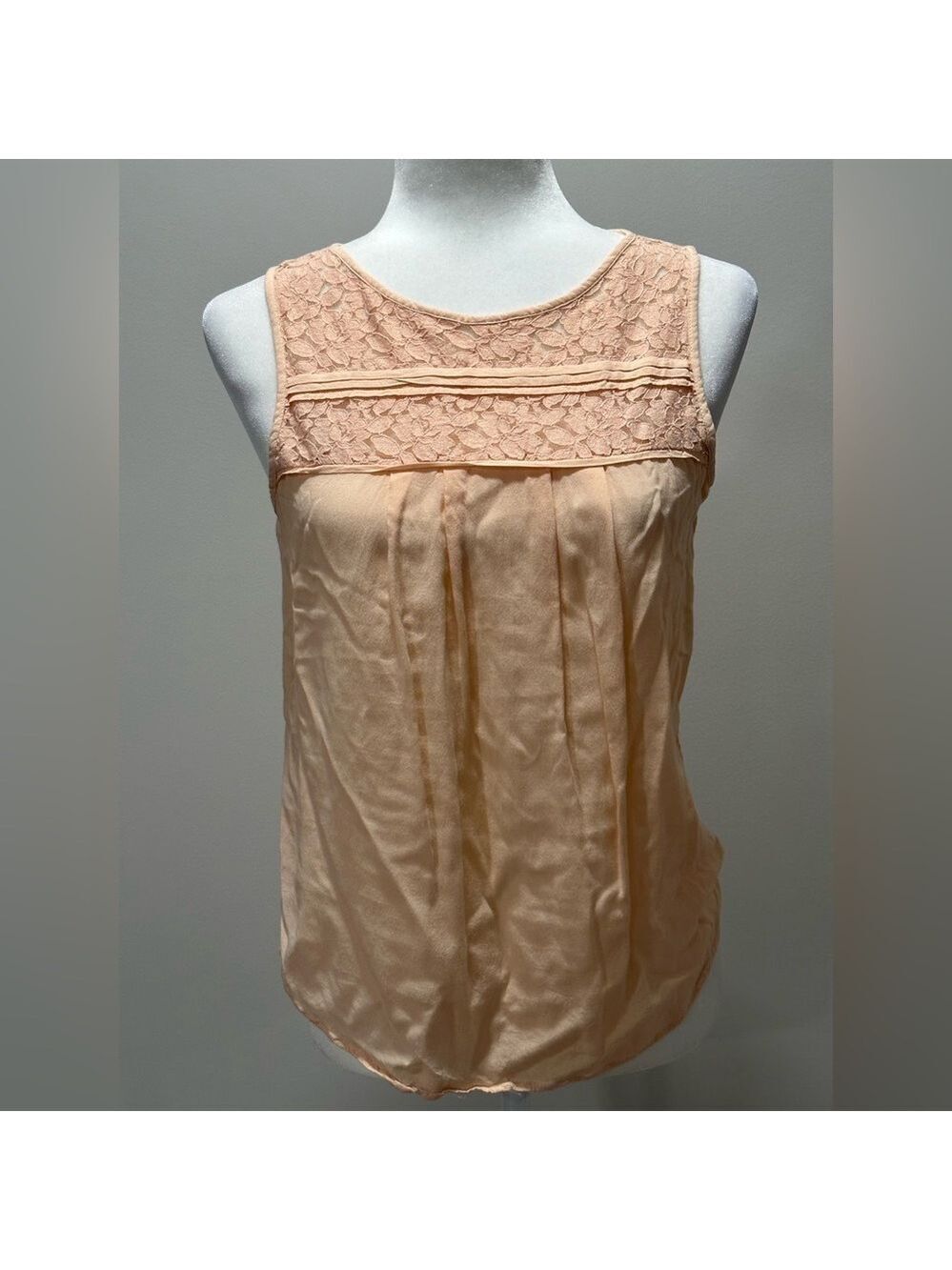 Loft Women’s Peach Crochet Pleated Tank Top Size SP